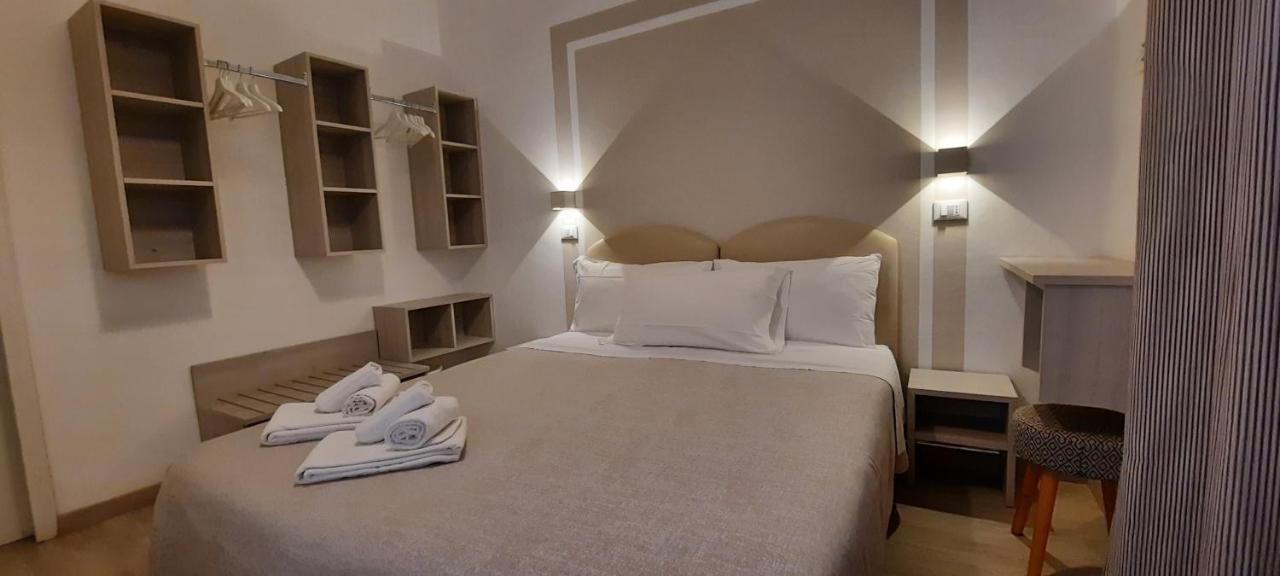 בלריה-איגאה מרינה B&B Hotel Serenita מראה חיצוני תמונה