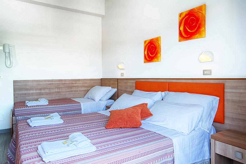 בלריה-איגאה מרינה B&B Hotel Serenita מראה חיצוני תמונה